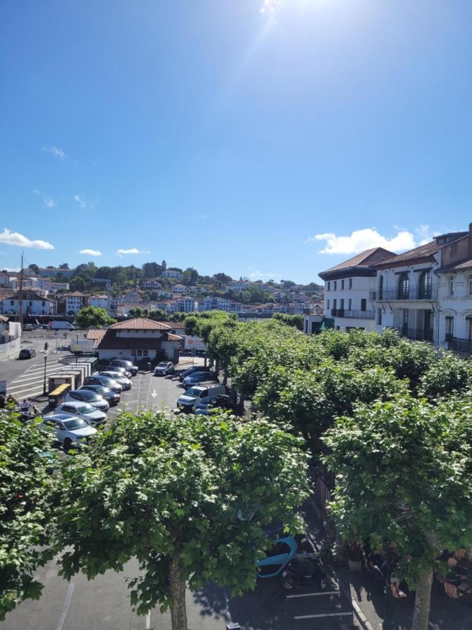 belle appartement hyper centre historique de saint jean de luz Extérieur photo